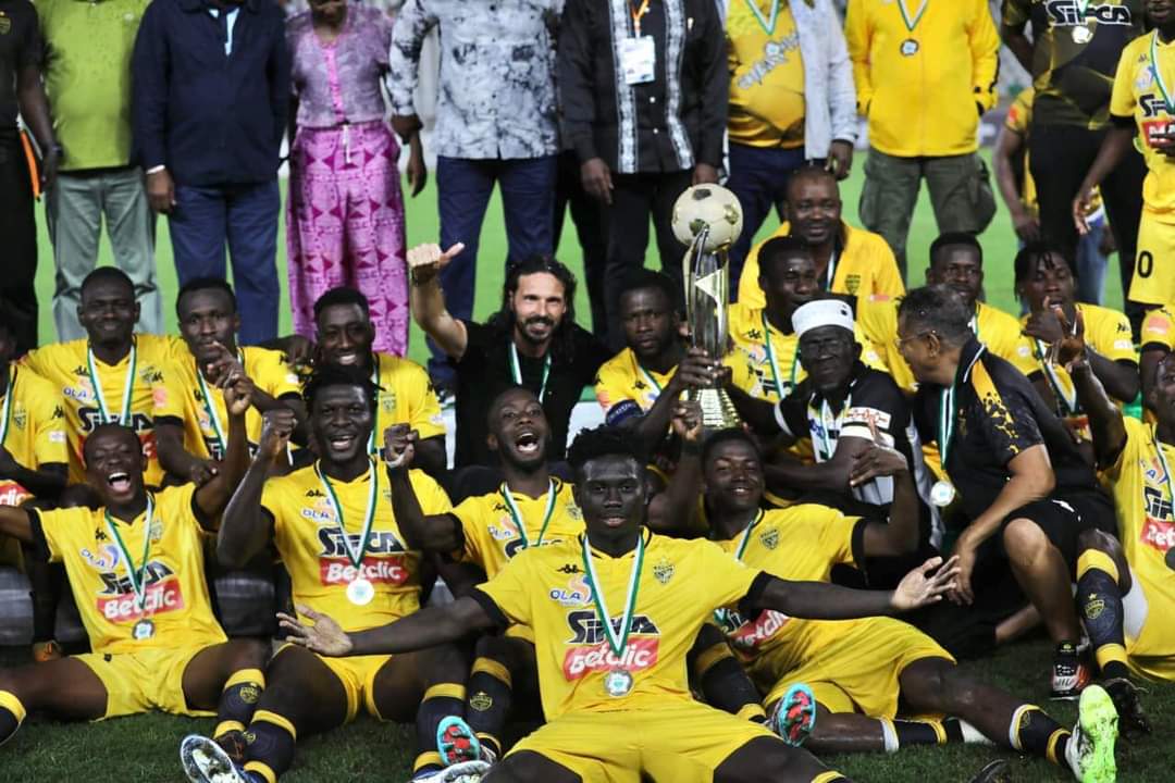 L Asec Mimosas Remporte La Supercoupe F Lix Houphou T Boigny Et