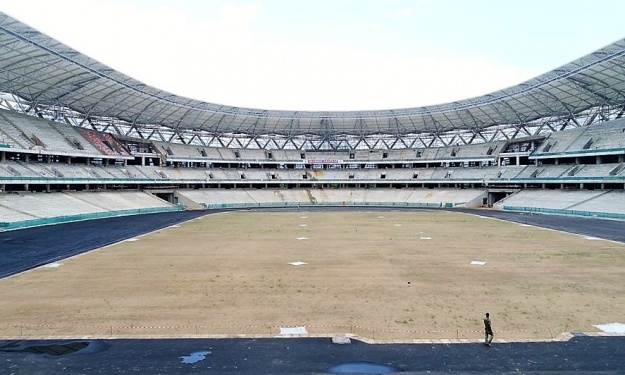 Stade Olympique d'Ebimpe : vu de l'intérieur