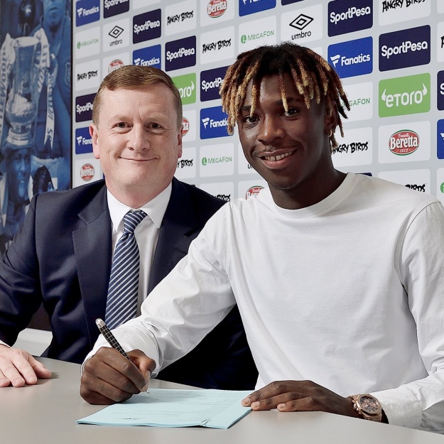 Kean lors de la signature de son contrat