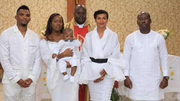 A l'Eglise pour le baptême du fils d’Oswald Homeky A l'Eglise pour le baptême du fils d’Oswald Homeky
