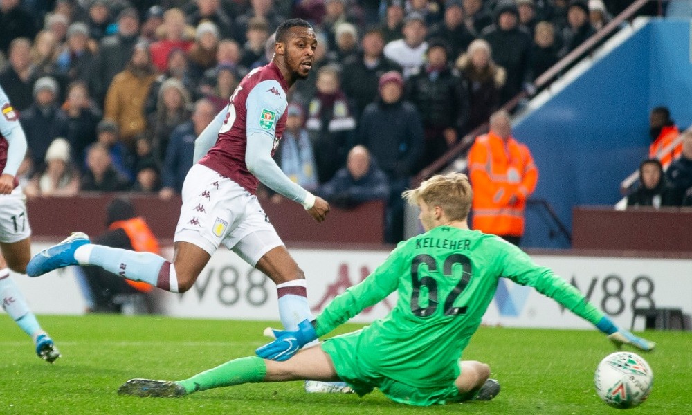 Jonathan Kodjia buteur face &agrave; Liverpool en Coupe de la Ligue Anglaise