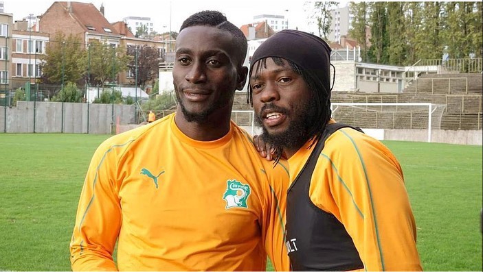 Lago Junior et Gervinho Lago Junior et Gervinho