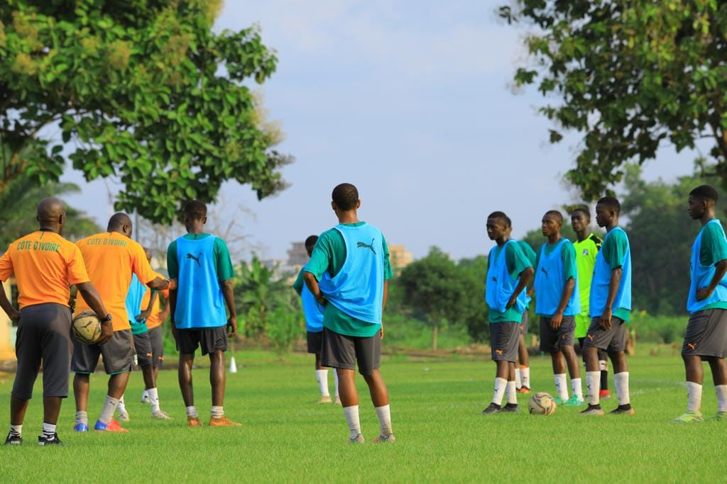 Tournoi Qualificatif UFOA-B CAN U17 : Les Eléphanteaux Au Ghana Pour ...