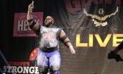 220 kg au-dessus des épaules, Iron Biby de nouveau champion du monde de log lift