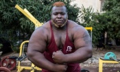 A 26 ans le burkinabé Iron Biby est l’un des hommes les plus forts du monde (Portrait)