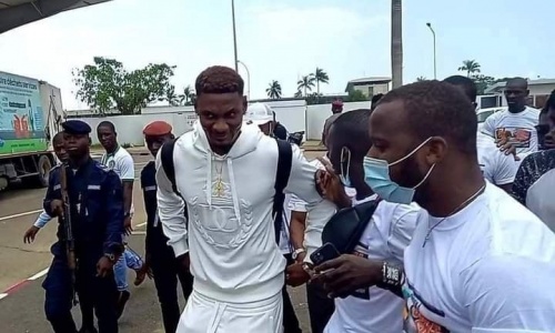 Jumaa Saeed accueilli dans une liesse populaire