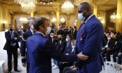 Accusé d’avoir attaqué Emmanuel Macron, Teddy Riner réagit