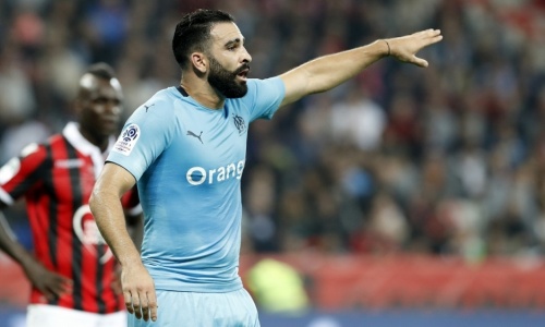 Adil Rami file en Russie