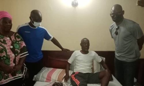 Africa Sports : Kuyo Téa Narcisse apporte du réconfort à son ex coéquipier Guédé Gba Ignace