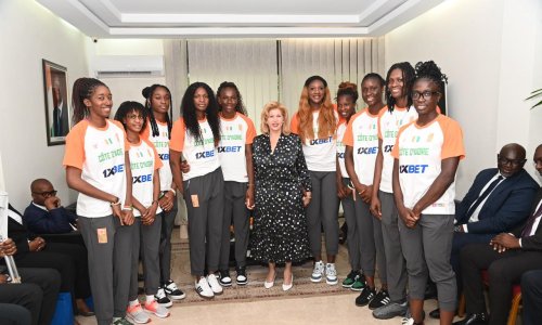 Afrobasket 2025 (Dames) : la Première Dame s'est entretenue avec les Eléphantes