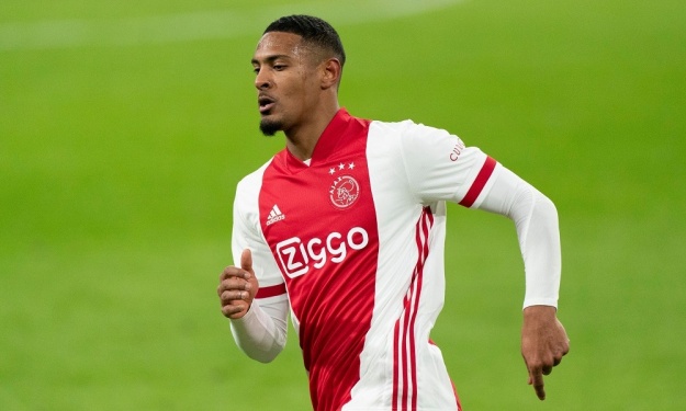 Ajax : Haller décisif pour ses débuts face au PSV de Sangaré (vidéo)