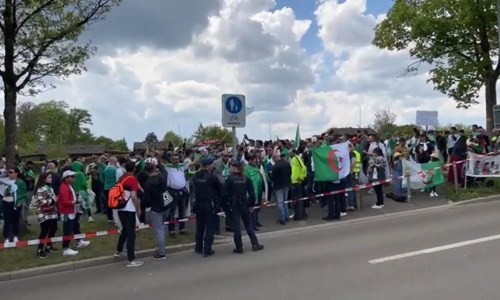 ‘‘Algérie-Cameroun’’ : Manifestation des supporteurs des Fennecs devant le siège de la FIFA