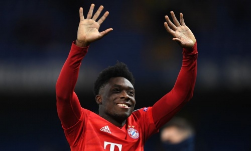 Alphonso Davies prolonge son contrat avec le Bayern Munich