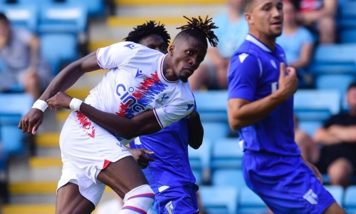 Amical : Wilfried Zaha s’offre un doublé et une passe décisive avec Palace