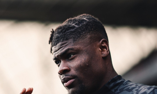 Angleterre : première réussie pour Emmanuel Agbadou sous les couleurs de Wolverhampton