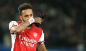 Arsenal retire le brassard de Capitaine à Aubameyang