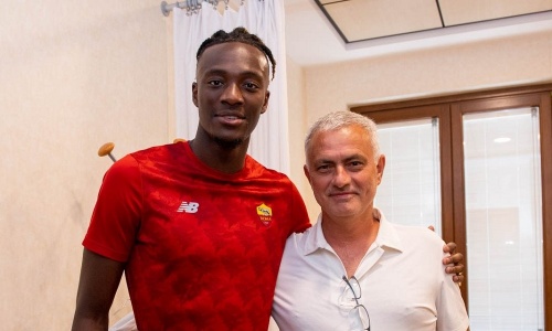 AS Roma : Mourinho tient le remplaçant de Dzeko