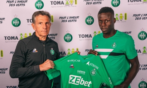 AS Saint-Etienne : Une pépite Sénégalaise signe son premier contrat professionnel