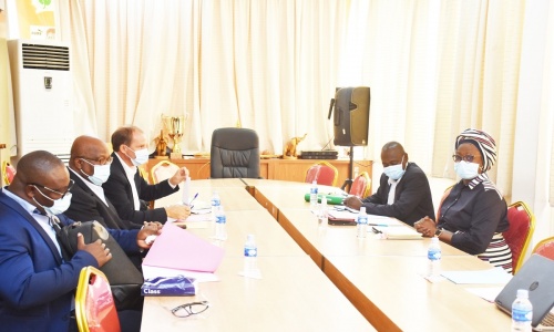 ASEC Mimosas : Le retour de Roger Ouégnin à la FIF mis en lumière dans l’éditorial de Benoît You