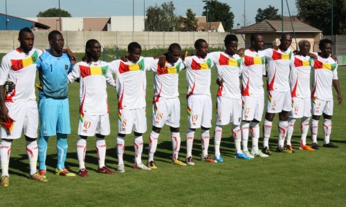 Avant la Côte d'Ivoire, le Syli national s'incline en amical face à l’Algérie