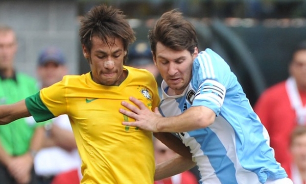 Barça - Cruyff compare Neymar et Messi