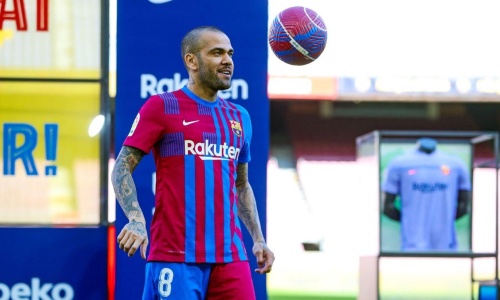Barça : Dani Alves se prononce sur son retour et ses ambitions