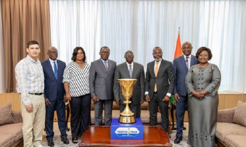Basket : le trophée de la Coupe du monde présenté officiellement au Vice-Président de la République de Côte d’Ivoire