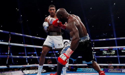 Boxe : le camerounais Carlos Takam tout près de l’exploit face à Anthony Joshua
