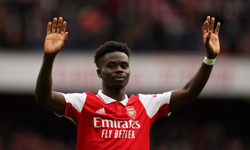 Bukayo Saka prolonge l’aventure avec les Gunners