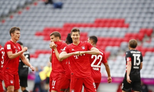 Bundesliga : Le Bayern écrase Dusseldorf avec un Lewandowski en feu