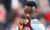 Burnley : Maxwel Cornet célèbre son titre de meilleur joueur avec un nouveau bijou
