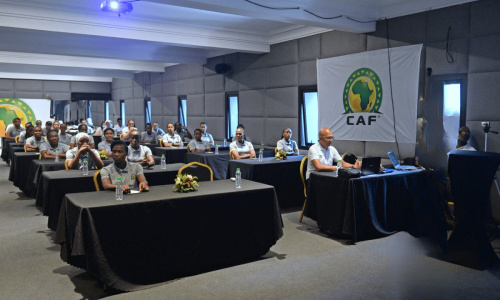 CAF Interclubs : sous la houlette de Doué Noumandiez, les arbitres en stage avant les quarts de finale