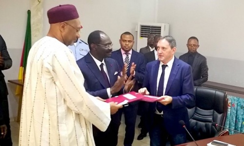 Cameroun : Le nouveau sélectionneur et ses adjoints ont officiellement signé