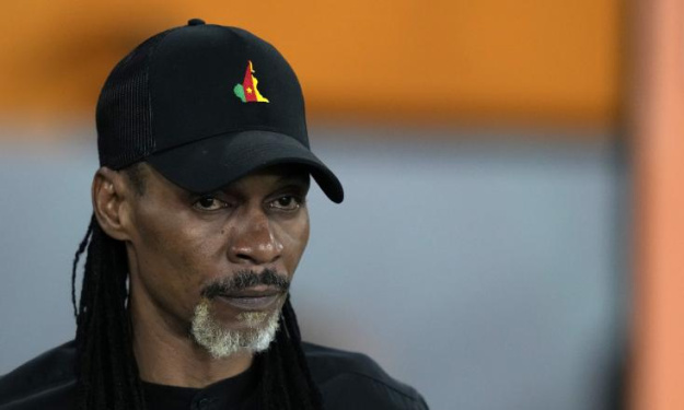 Cameroun : traité de girouette par Marc Brys, Rigobert Song répond