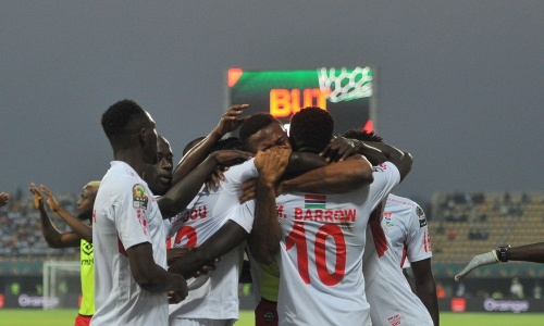 CAN 2021 : La Gambie fait chuter la Guinée et s’invite en quarts pour sa 1ère participation