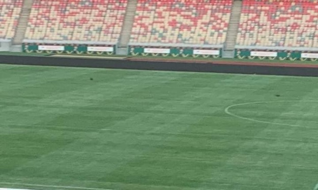 CAN 2021 : La pelouse du stade Japoma a été retouchée pour le duel entre Eléphants et Fennecs