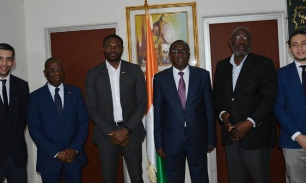 CAN 2021 (Visite d'Inspection) : La délégation de la CAF chez le Ministre Ivoirien des Sports