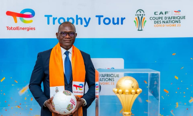CAN 2023 : Le trophée est arrivé à Abidjan