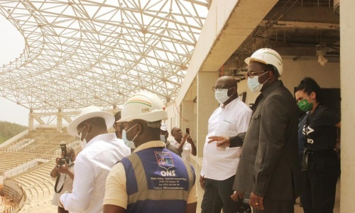CAN 2023 : Les images de la visite du Secrétaire Général de la CAF sur les chantiers de la ville de San Pedro