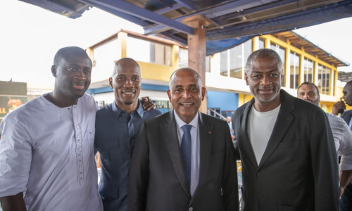 CAN 2023 : Moments conviviaux entre le 1er Ministre et les légendes du football