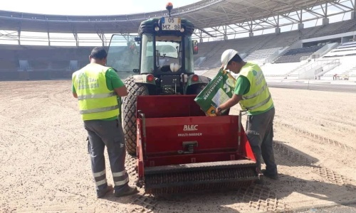 CAN 2023 : Nouvelle étape dans la pose de la pelouse du stade de Bouaké