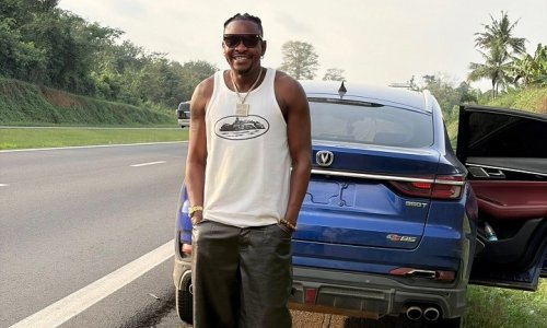 CAN 2025 : DJ Ramatoulaye se fait allumer pour avoir piétiné l’emblème national