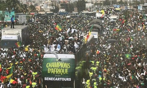 CAN 2025 : parade exceptionnelle des Lions de la Téranga dans les rues de Dakar