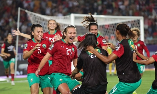 CAN Féminine : le Maroc élimine le triple tenant du titre en demies et défiera l’Afrique du Sud en finale