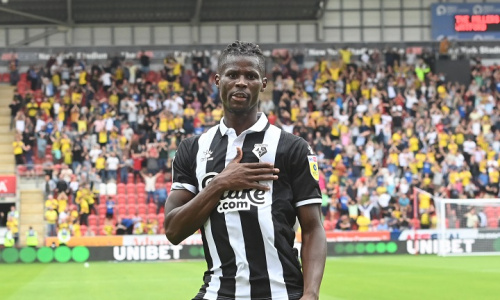 Championship : Bayo Vakoun s’offre un 2è but de suite et évite la défaite à son équipe