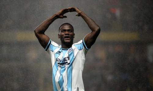 Championship : Emmanuel Latte s’offre un triplé avec Middlesbrough sur la pelouse d’Oxford