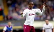 Championship : Jonathan Kodjia a ouvert son compteur buts