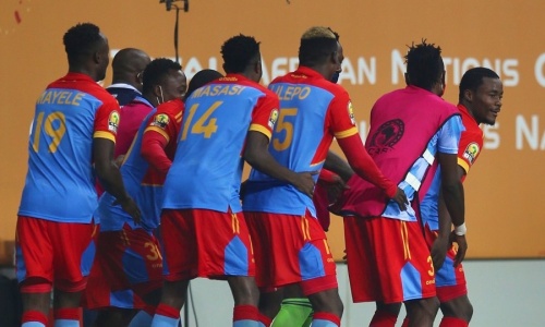 CHAN 2020 : La RDC remporte le derby du fleuve Congo et prend les commandes de sa poule