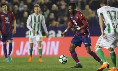 Cheick Doukouré file en D2 Espagnole