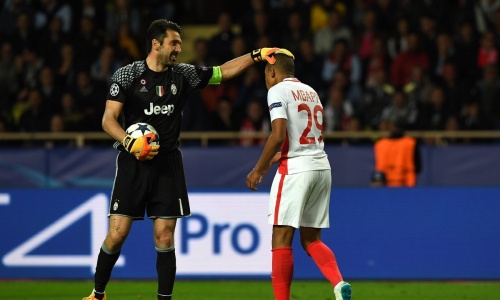 C1 : La "Vieille Dame" donne une leçon aux jeunes pouces de Monaco